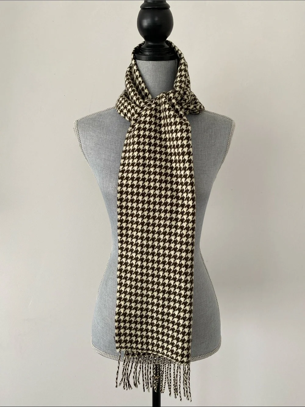 VTG Scotland Made Houndstooth Cashmere Scarf Brown & Cream Soft Academia Preppy